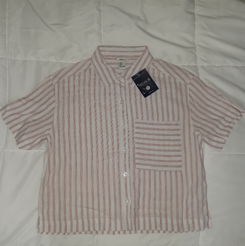 Forever 21 Women's Shirt Size S NWT Cream Striped